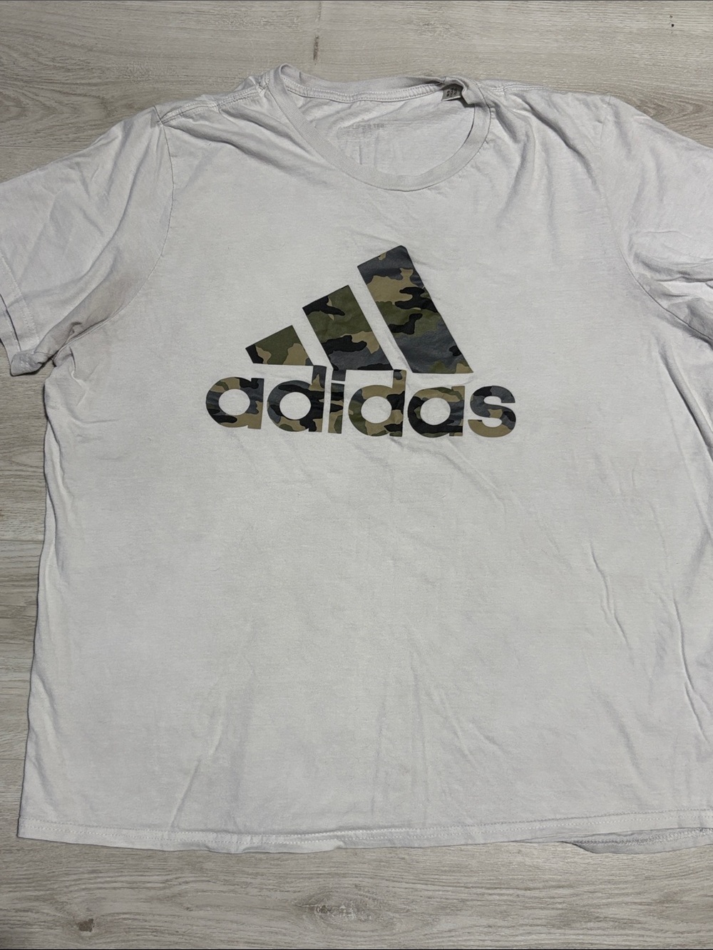 Adidas White Camo Logo T-Shirt Size XL